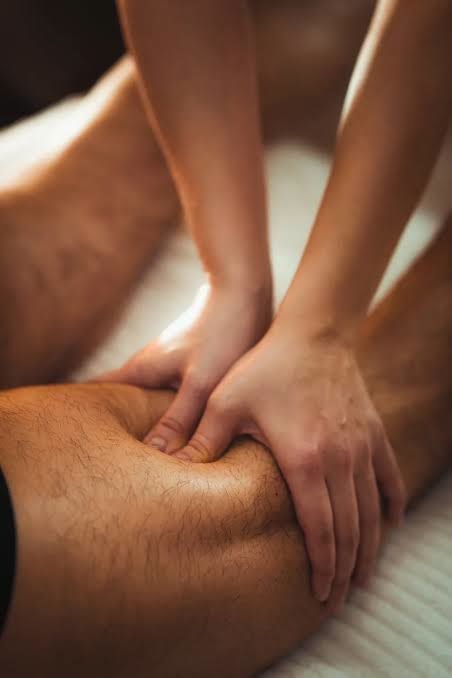 Focused massage work on the legs at TerraLux SPA, Chisinau
